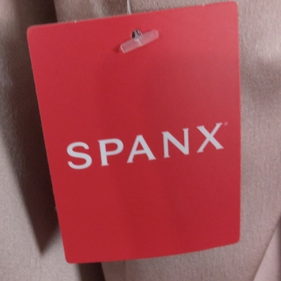 NWT SPANX Satin V-Neck Racerback Cami $68 - Picture 5 of 7